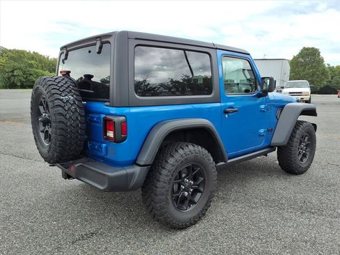 Used 2026 Jeep Wrangler Sport AWD/4WD image 4
