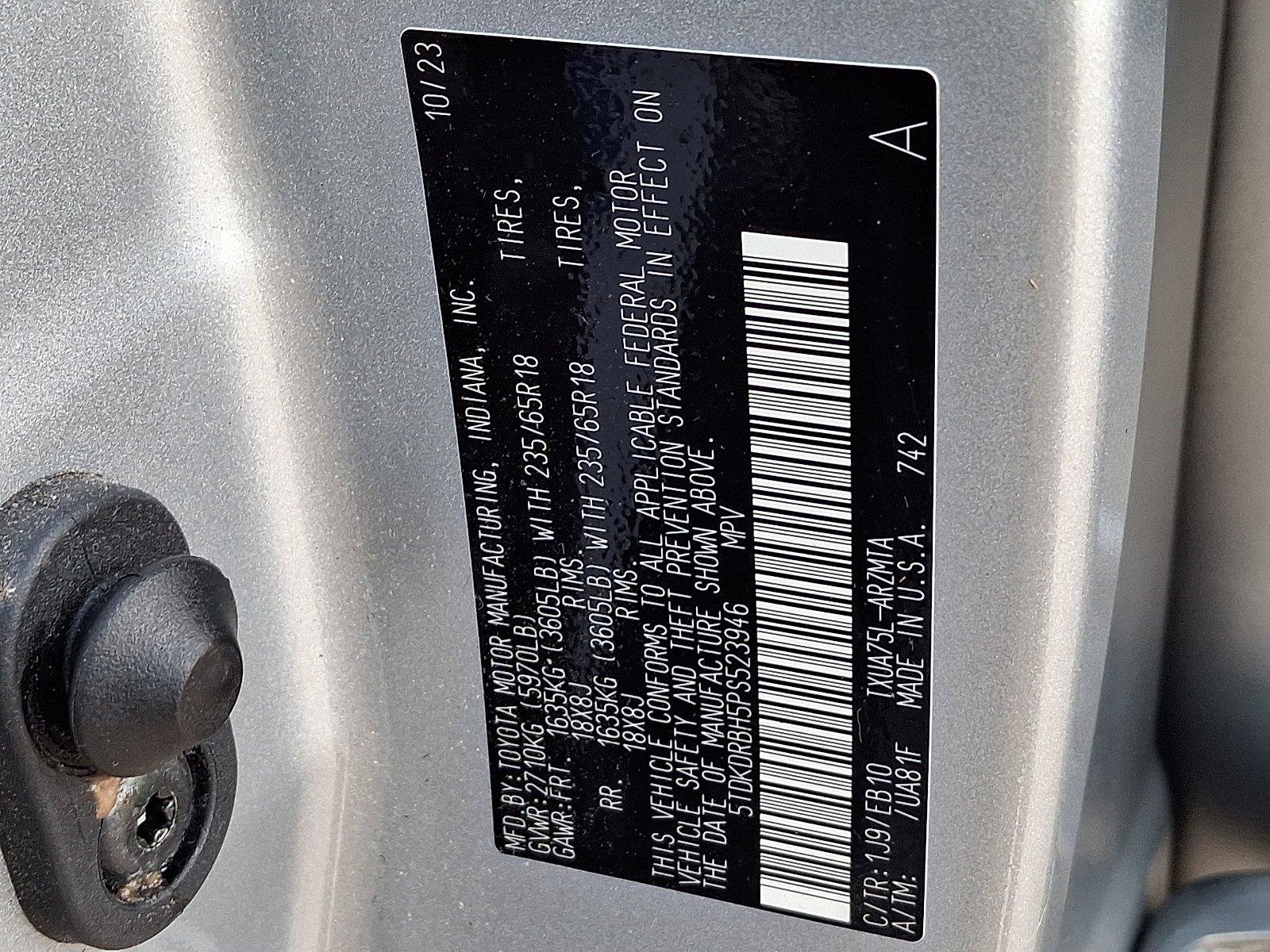 Used 2023 Toyota Highlander XLE AWD/4WD image 28