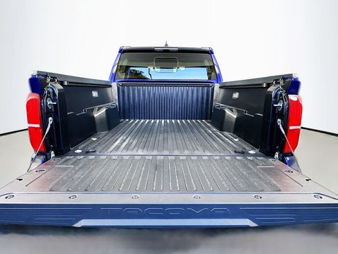 Used 2025 Toyota Tacoma SR5 image 25