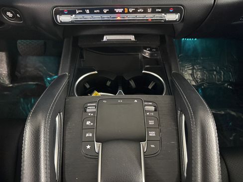 Used 2022 Mercedes-Benz GLE 350 4MATIC image 25