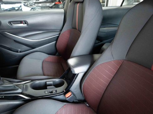 Used 2024 Toyota Corolla SE FWD image 10