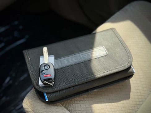 Used 2016 Honda Odyssey LX image 20