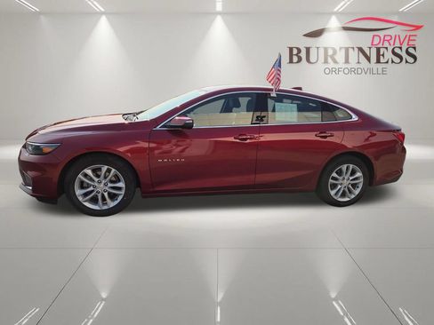 Certified 2017 Chevrolet Malibu LT w/ Leather Package FWD image 5