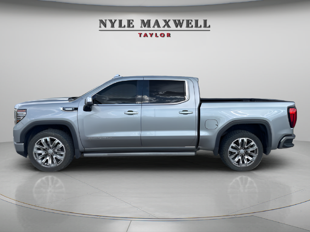 Used 2024 GMC Sierra 1500 Denali w/ Denali Reserve Package AWD/4WD image 6