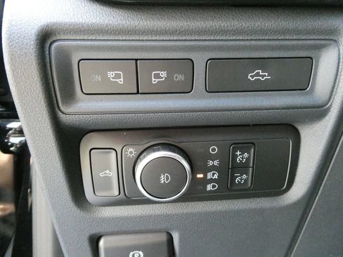 Used 2022 Ford F150 XLT w/ Equipment Group 302A High AWD/4WD image 25