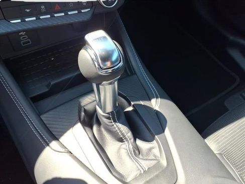 Used 2024 Ford Mustang GT Premium image 17