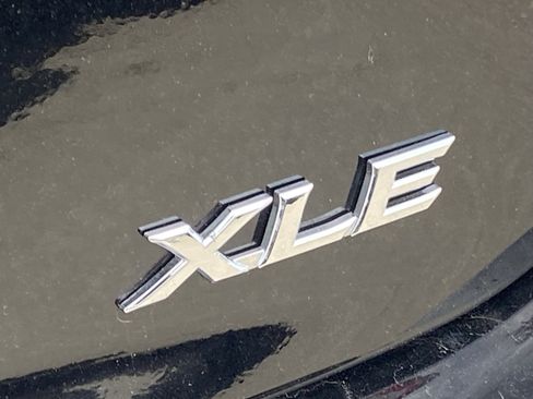 Used 2026 Toyota Camry XLE w/ Premium Package image 5