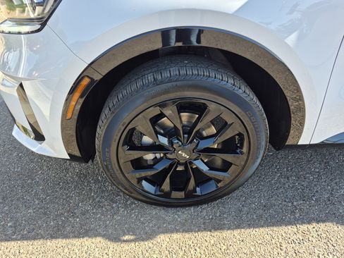 Used 2023 Kia Sorento SX AWD/4WD image 24