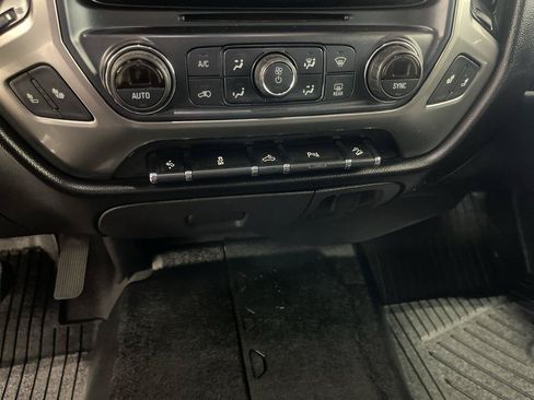 Used 2018 Chevrolet Silverado 1500 LT w/ All Star Edition AWD/4WD image 16