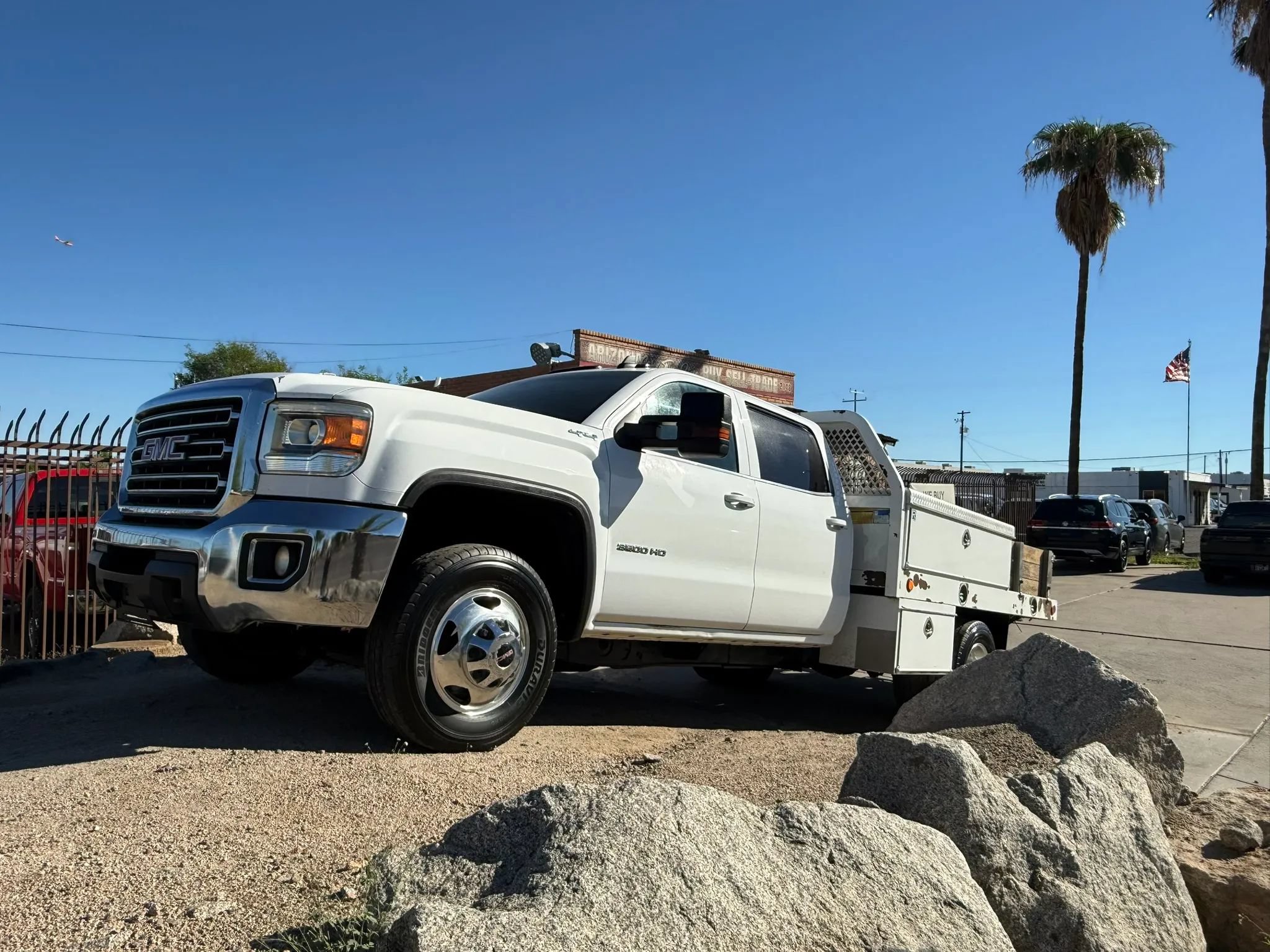 Used 2015 GMC Sierra 3500 SLE w/ SLE Preferred Package AWD/4WD image 3