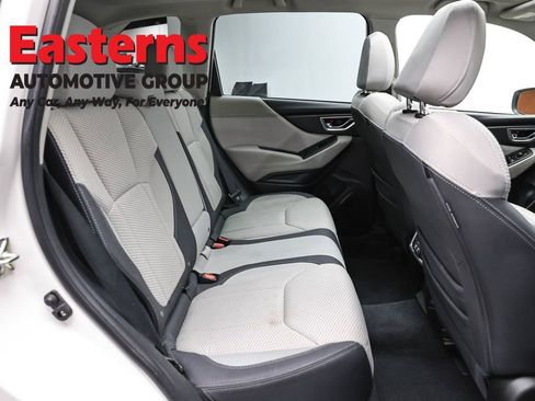 Used 2022 Subaru Forester Premium AWD/4WD image 26