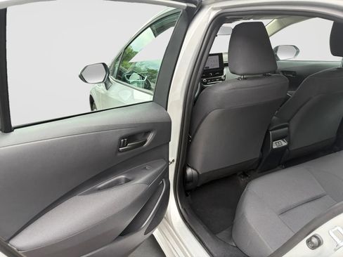 Used 2024 Toyota Corolla LE FWD image 14