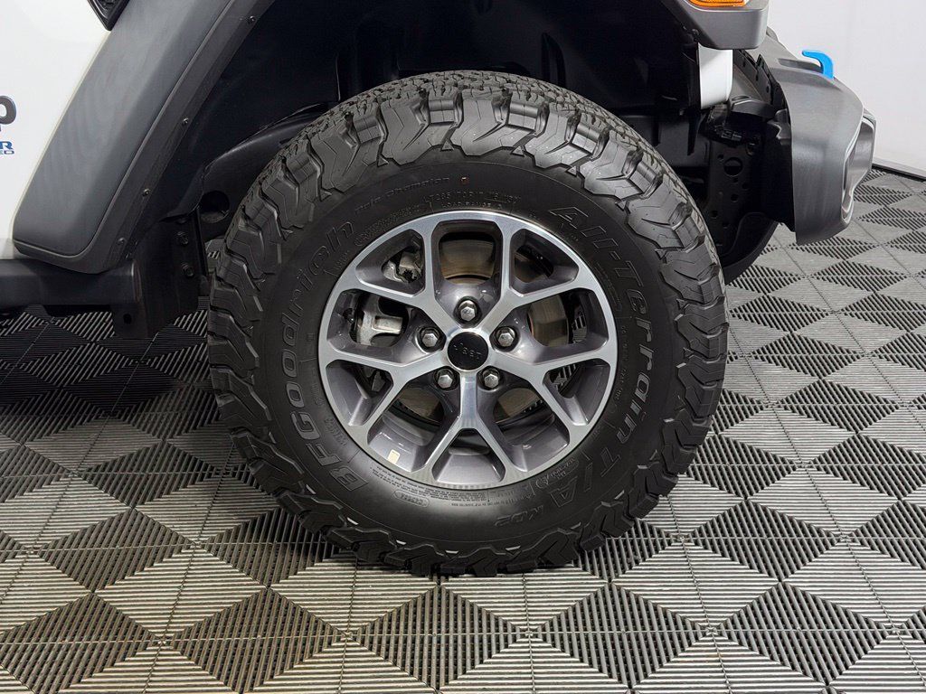 Used 2022 Jeep Wrangler Unlimited Rubicon 4xe w/ Cold Weather Group AWD/4WD image 10