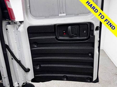 Used 2018 GMC Savana 2500 Work Van w/ Driver Convenience Package image 11