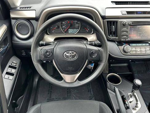 Used 2015 Toyota RAV4 XLE AWD/4WD image 15