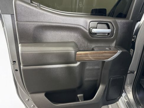 Used 2021 Chevrolet Silverado 1500 LT Trail Boss w/ Convenience Package II image 26