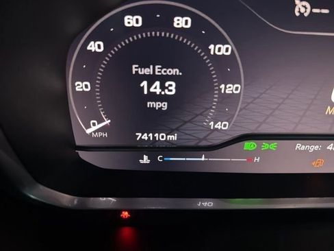 Used 2023 GMC Yukon SLT image 19