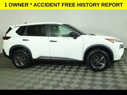Used 2023 Nissan Rogue S FWD image 2
