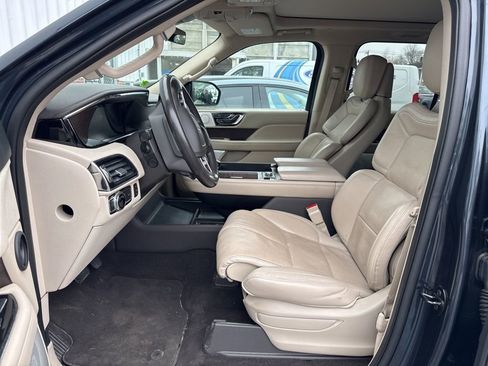 Used 2021 Lincoln Navigator L Reserve w/ Luxury Package image 5
