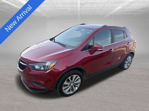 Used 2019 Buick Encore Preferred FWD image 1