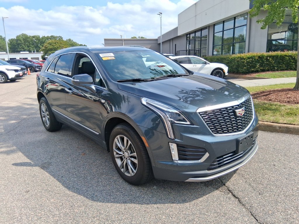 Used 2021 Cadillac XT5 Premium Luxury AWD/4WD image 4