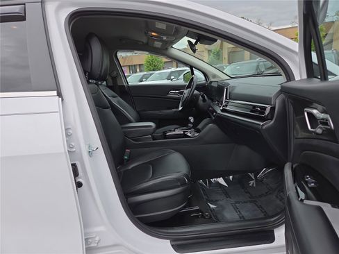 Used 2023 Kia Sportage EX AWD/4WD image 24