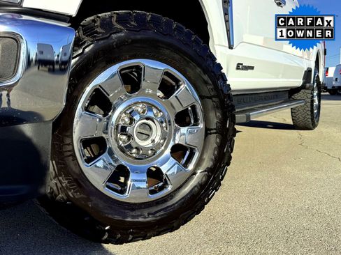 Used 2023 Ford F250 Lariat w/ Chrome Package image 2