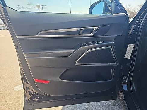 Used 2025 Kia Telluride S AWD/4WD image 10