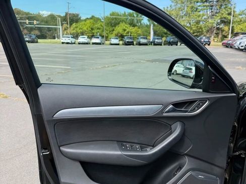 Used 2016 Audi Q3 2.0T Prestige w/ Prestige Package image 8