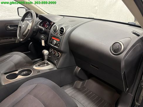 Used 2014 Nissan Rogue S AWD/4WD image 5