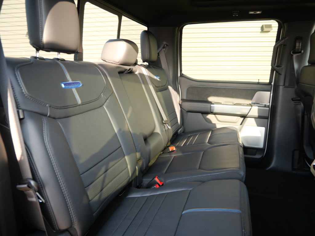 New 2026 Ford F450 Platinum w/ FX4 Off-Road Package AWD/4WD image 15