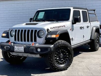 Used 2023 Jeep Gladiator Mojave