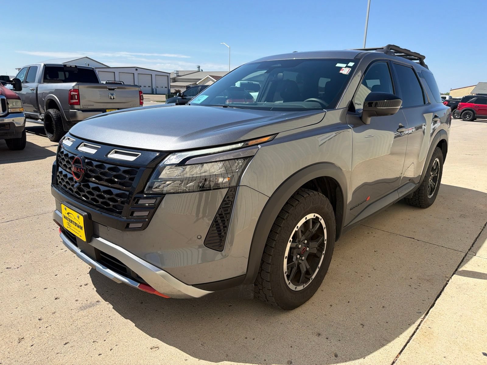 Used 2026 Nissan Pathfinder Rock Creek AWD/4WD image 4