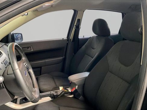 Used 2008 Ford Focus SE FWD image 22