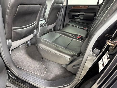 Used 2014 Nissan Armada Platinum image 23