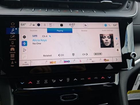 New 2026 Jeep Grand Cherokee Limited RWD image 16