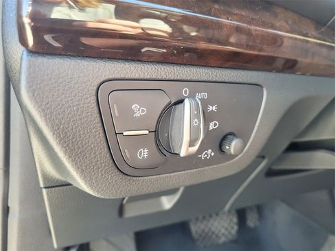 Used 2018 Audi Q5 2.0T Premium Plus w/ Premium Plus Package image 24