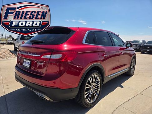 Used 2016 Lincoln MKX Reserve w/ Technology Package FWD image 6