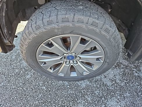 Used 2016 Ford F150 Lariat w/ Equipment Group 502A Luxury image 14