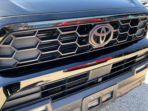 Used 2025 Toyota 4Runner TRD Off-Road Premium w/ Tow Technology Package image 29