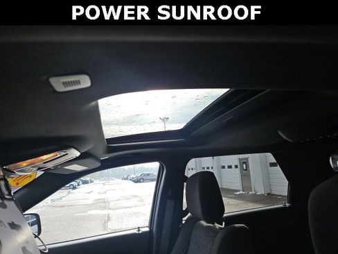 Used 2024 Dodge Durango SXT image 15