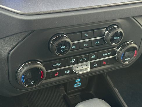 New 2025 Ford Bronco Big Bend image 20