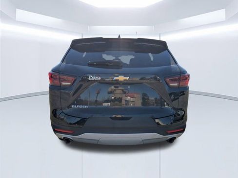 Used 2023 Chevrolet Blazer LT w/ Driver Confidence Package image 5