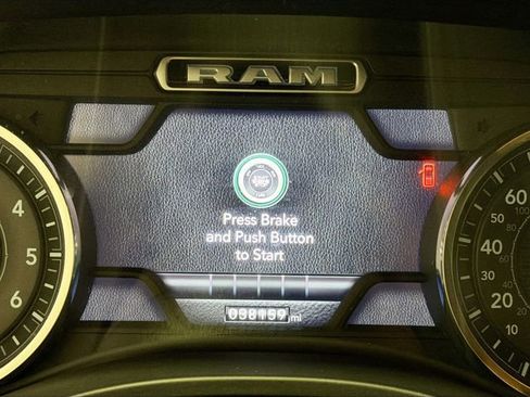 Used 2021 RAM 1500 Big Horn image 11