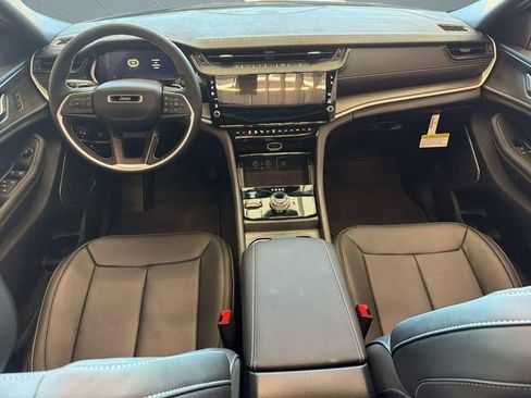 New 2026 Jeep Grand Cherokee L Limited AWD/4WD image 17