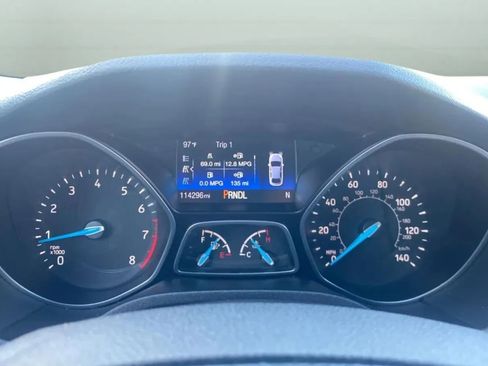 Used 2017 Ford Focus SE FWD image 20