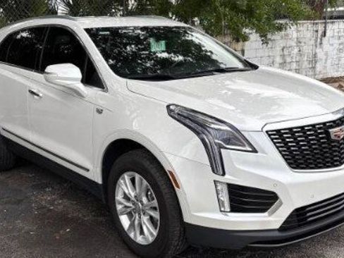 Certified 2022 Cadillac XT5 Luxury image 6