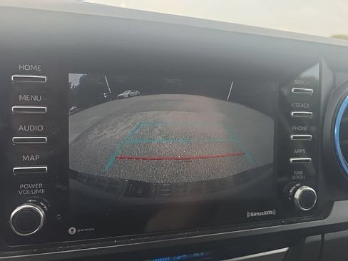 Used 2021 Toyota Tacoma SR AWD/4WD image 19