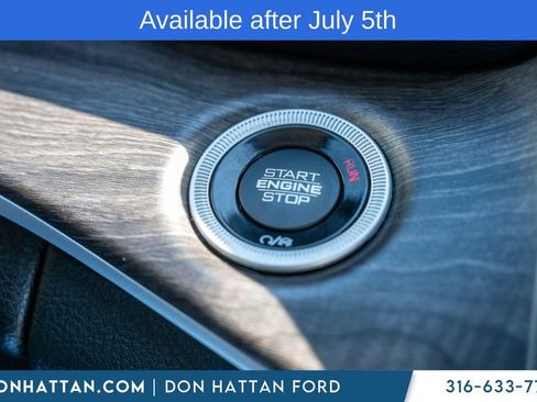 Used 2023 Jeep Grand Cherokee L Limited AWD/4WD image 12