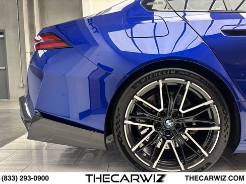 Used 2026 BMW M5 AWD/4WD image 34